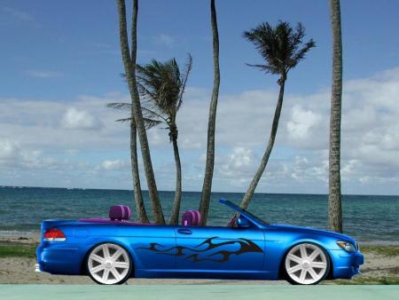 BMW 750i vachement relookée